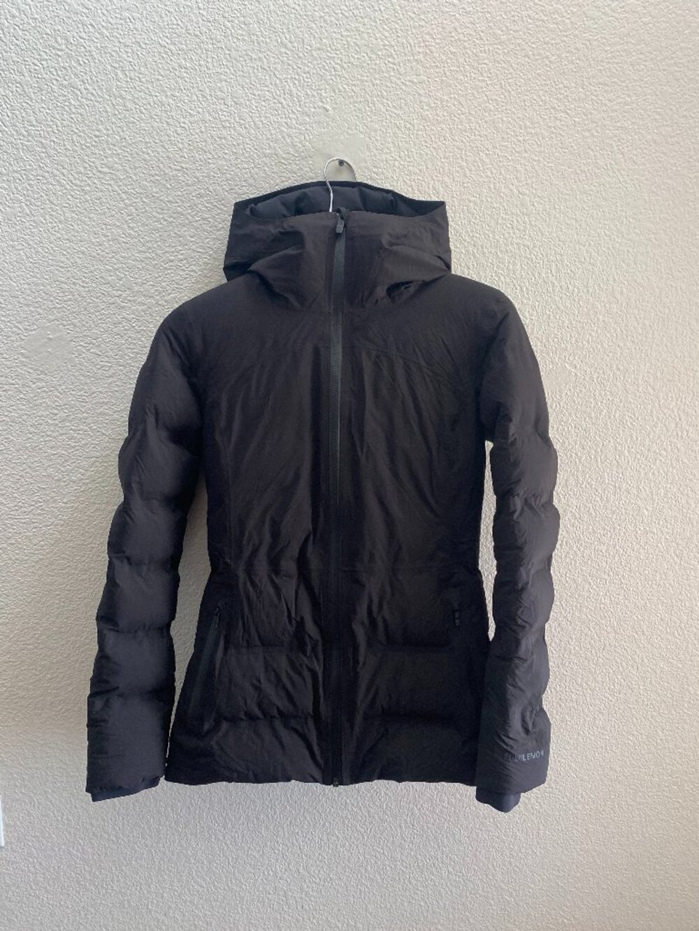 Lululemon Sleek Street Jacket Goose Down Winter Puffer Size 4 Black LW4BN6S